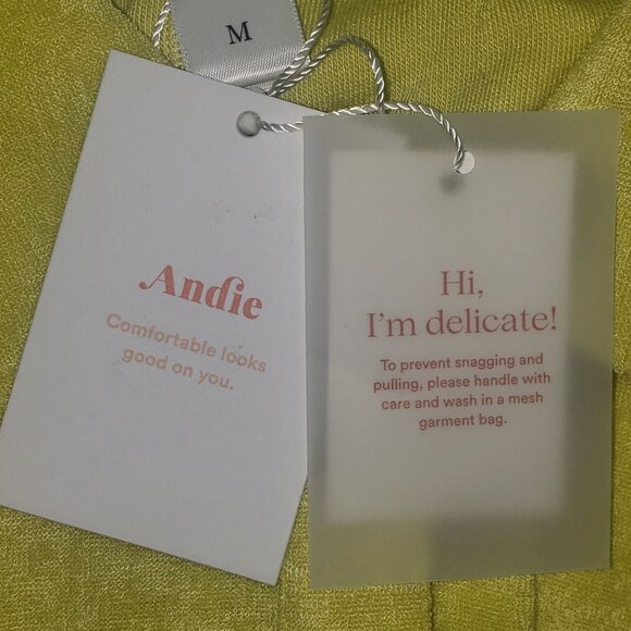 Andie The Button Up Romper Honeysuckle Womens Medium Beach Resort Vacay Wear NWT - Picture 12 of 16